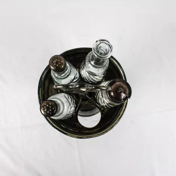 Antique William Rogers MFG Co. Spinning Silver Plate Cruet Caddy