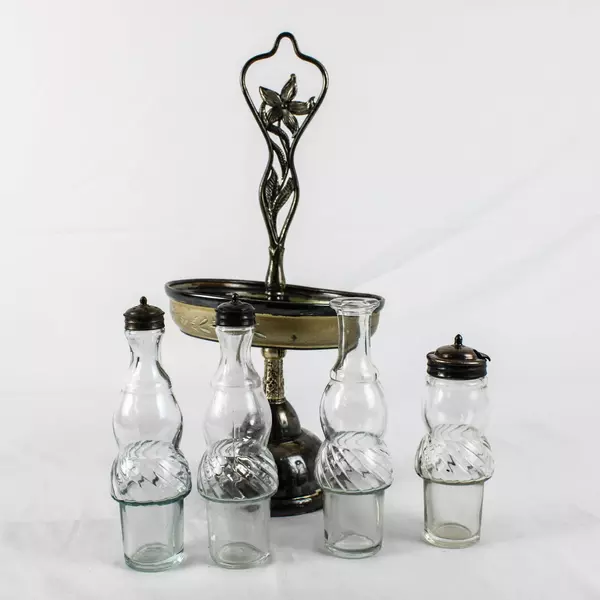 Antique William Rogers MFG Co. Spinning Silver Plate Cruet Caddy