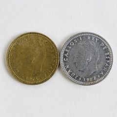 Lot of 2 One Peseta Coins From Spain 1975 And 1987
