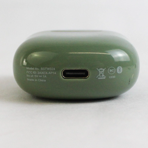 Unbranded Ear Buds With Charging Case And USB Connector Model BSTW824