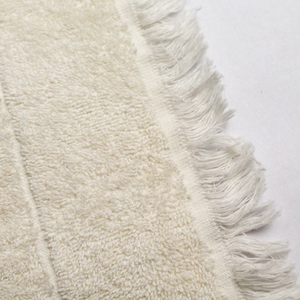 Vintage Set Of 2 Fieldcrest Beige Hand Towels 16" x 29"