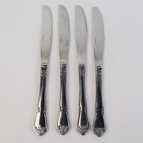 Set of 4 Oneida Arbor Rose Stainless Steel Solid Dinner Knives