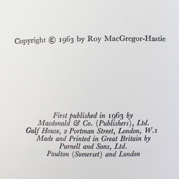 The Day of the Lion Italy 1922-1945 by Roy MacGregor-Hastie 1963 Hardcover 