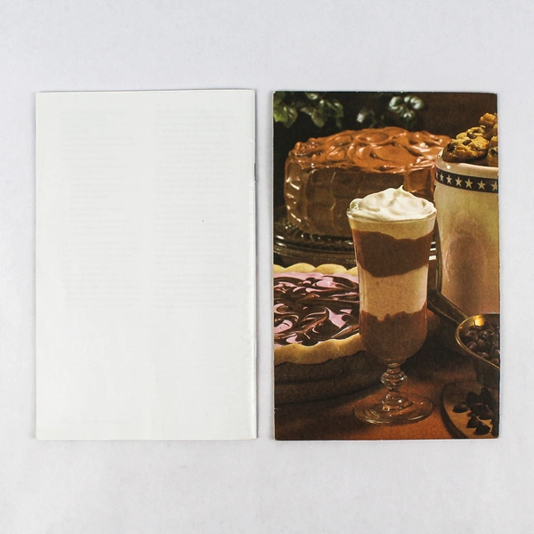 Lot of 2 Cookbook Pamphlets Bon Appetit Everyday Meals Nestle Sweat Treats PB