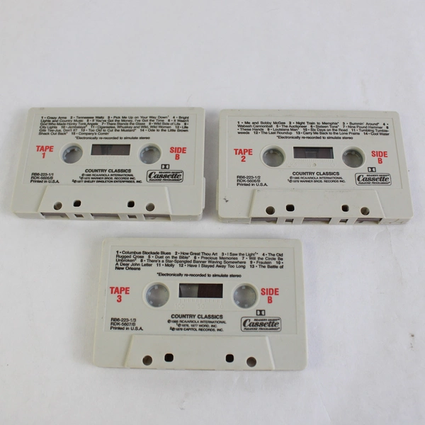 Lot of 3 Country Music Cassette Tape Country Classics An All-Star Treasury 1 2 3