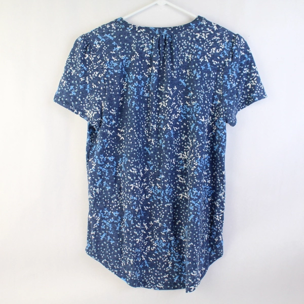 Liz Claiborne Blue Short Sleeved Pajama Shirt Women's Size Small