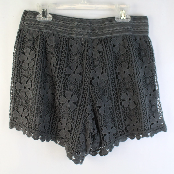 Coco + Jaimeson Dark Gray Shorts Women's Size Large