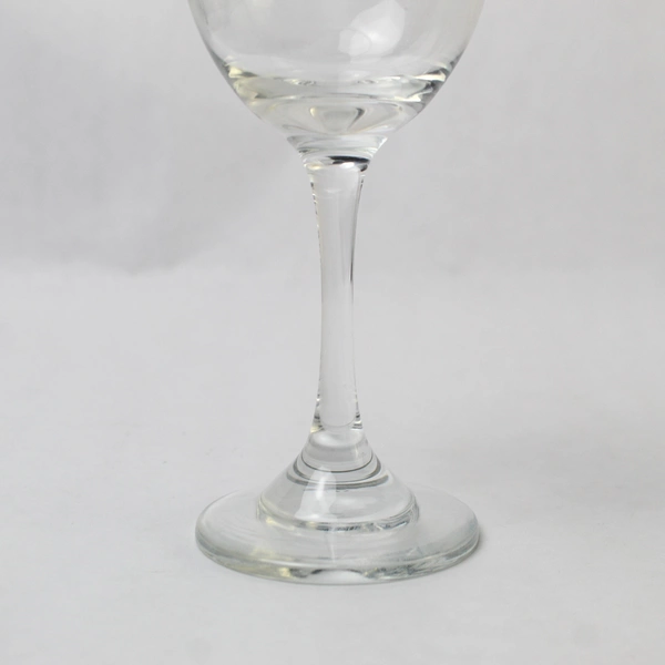 Vtg Set of 2 Michelbook Country Club Golf Red Logo Wine Glasses 7.5" Tall