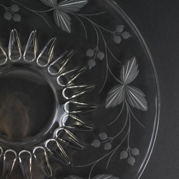 Vintage Morgantown 11.5 Inch Platter No. 7689-1