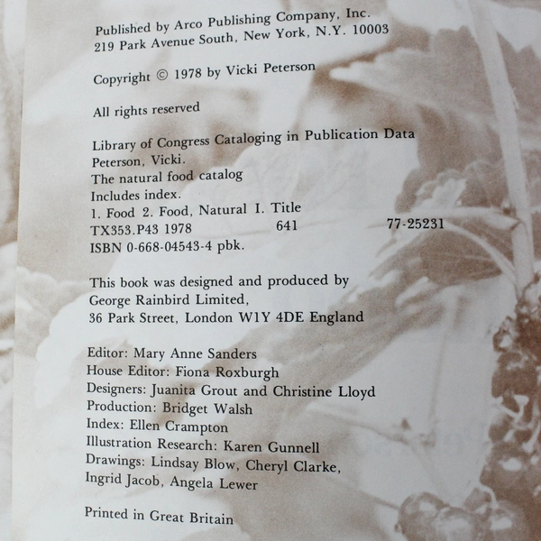 Lot of 2 Vintage Natural Food Books: Cookbook & Catalog, Pre-owned