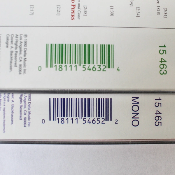 Lot of 2 Vintage 1992 Christmas CDs - Doris Day, Dean Martin, Holiday Favorites