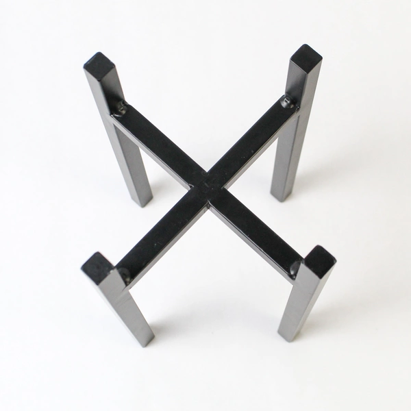 Small Black Metal Vase Holder for 5x5 Inch Pots - Elegant Home Décor
