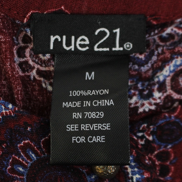 Rue 21 Tunic Blouse Size Medium Keyhole Neckline Rayon Burgundy