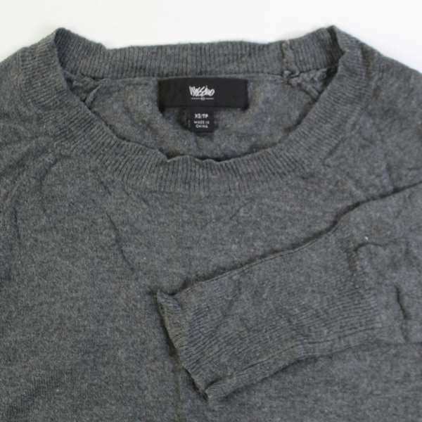 Mossimo Women's Gray Long Sleeve Knit Top Sweater Pullover Size XS