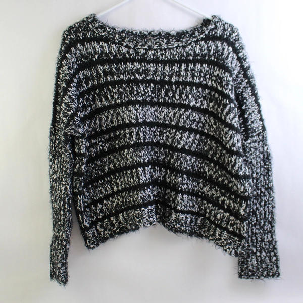 Forever 21 Black White Knit Sweater Pullover Size Large