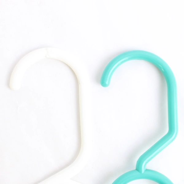 Mixed Lot of 10 Green and White Clothes Hangers Closet Organization