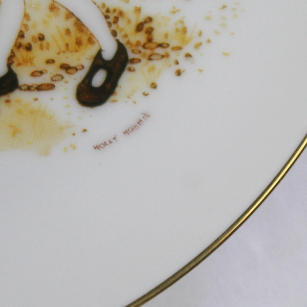 1975 Lasting Memories Holly Hobbie Collector Plate  Friend's Birthday