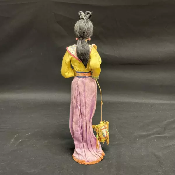 Vintage 15.5 Inch Asian Geisha Doll With Stand And Plastic Terrarium Case