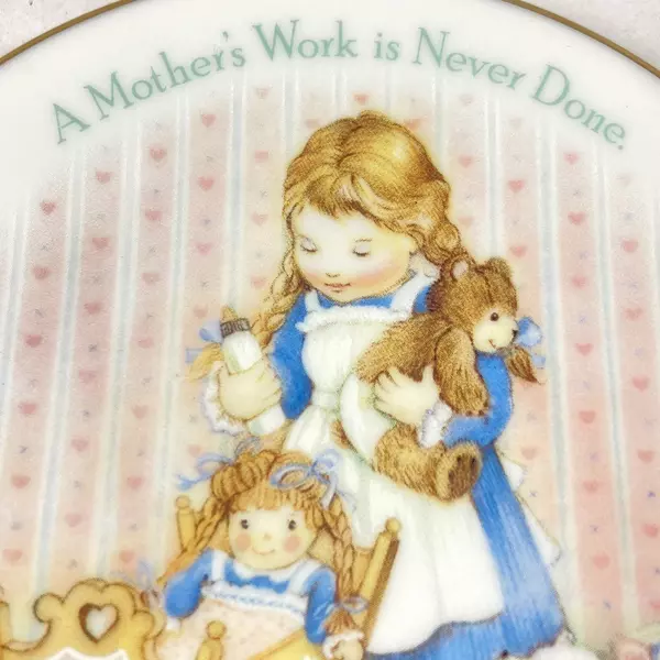1988 Avon Mother's Day 5" Plate - A Mother's Work Is Never Done, Boxed