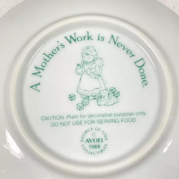 1988 Avon Mother's Day 5" Plate - A Mother's Work Is Never Done, Boxed