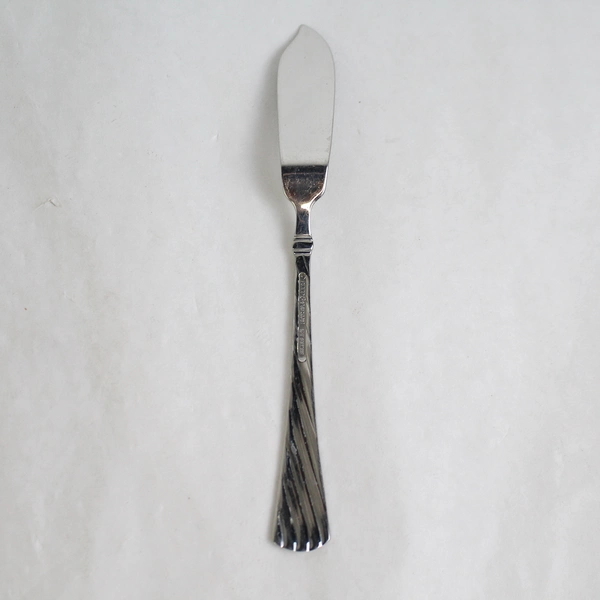 Reed & Barton Atlantis 18/8 Stainless Steel Flat Handle Butter Knife