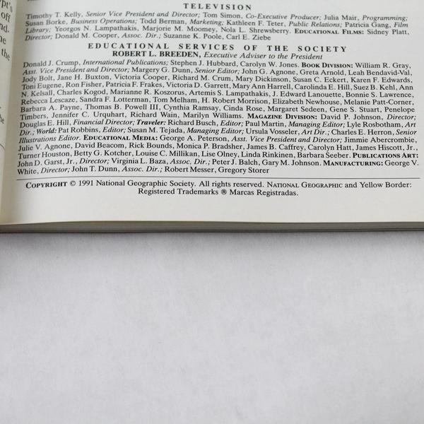 Lot of 2 Vintage 1992 National Geographic Magazines - Jan & Mar Issues