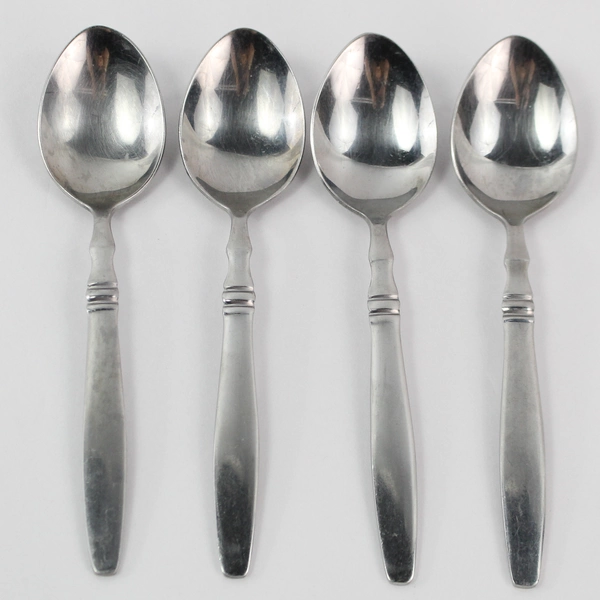 Reed & Barton Heritage Mint 4-Piece Stainless Steel Teaspoon Set - Pre-Owned