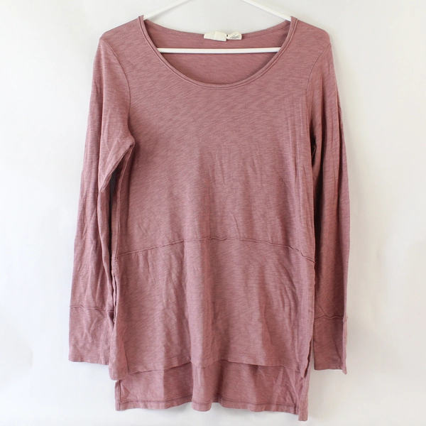 Beacon Cove Mauve Long-Sleeved Women's Shirt Size Small - Pre-Owned Quality