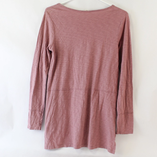 Beacon Cove Mauve Long-Sleeved Women's Shirt Size Small - Pre-Owned Quality