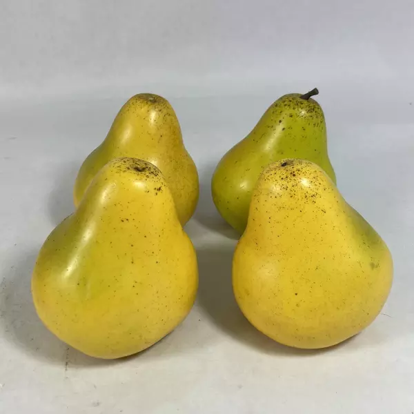 Lot of 14 Artificial Fruit - Lemons, Pears, Apple & Lime - Home Décor