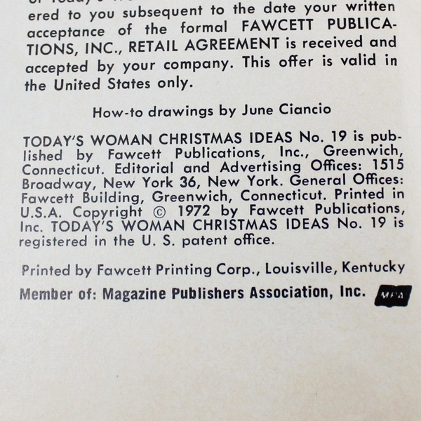 Today's Woman Christmas Ideas #19 1972 Magazine Hansel & Gretel Cottage