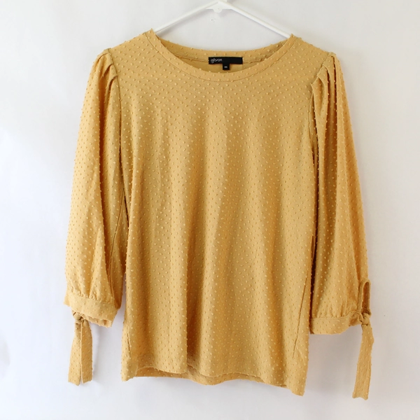 Gibson Women's Beige 3/4 Sleeve Cropped Blouse Top XS Good Pre-Owned Condition