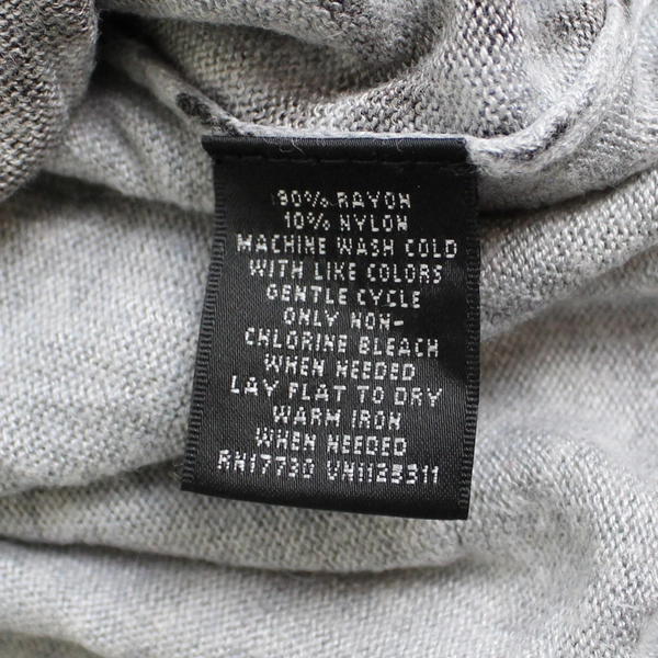 Mossimo Lightweight Knit Sweater Top Size 16W/18W Gray Floral