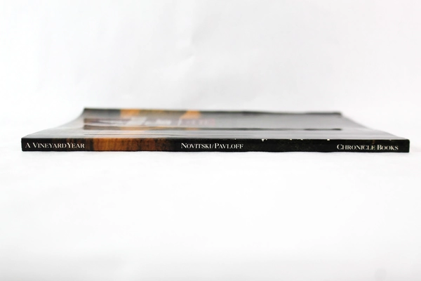 A Vineyard Year by Joseph Novitski, Photos by Nick Pavloff - Glossy Paperback