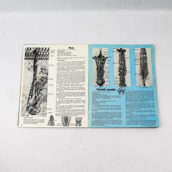 Macramé Hang Ups Book From Craft Course Publishers 1973 Paperback H-213
