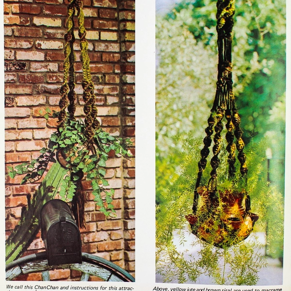 Macramé Hang Ups Book From Craft Course Publishers 1973 Paperback H-213