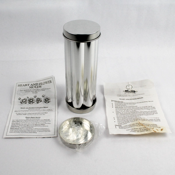 Vintage Flower-Shaped Mold for Bread, Cookies, Gelatins by House of Lloyd