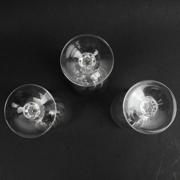Set of 3 Vintage Luminarc Flamenco Clear Wine Glasses