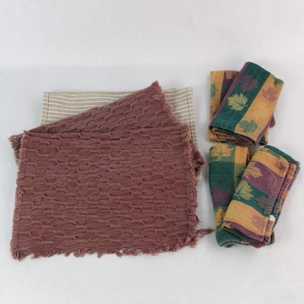 7 Piece Lot of Autumn Placemats & Cloth Napkins for DIY Fabric Projects