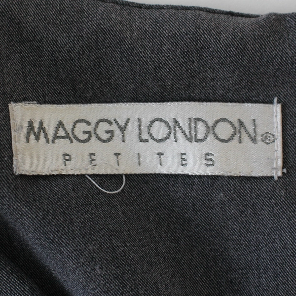 Maggy London Petites Gray Knee-Length Dress Women's Size M Short Sleeve
