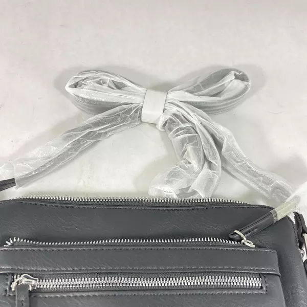 Cluci Black Leather Women's Purse with Shoulder Strap & Multiple Pockets