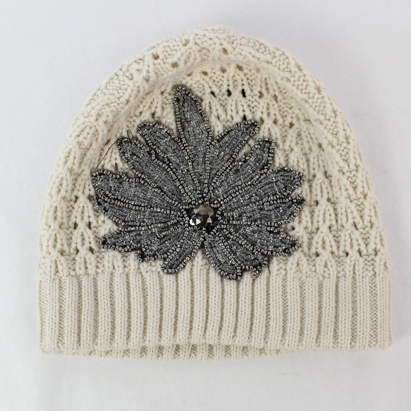 Lot of 2 Women's Knit Acrylic Winter Beanie Hats - Beige & Black - Size S