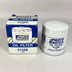 Parts Master Oil Filter 51258 for Heavy Equipment Maintenance