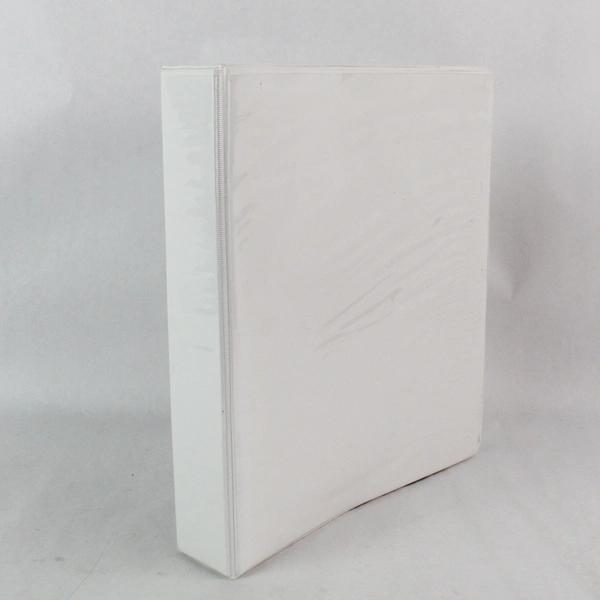 Sparco White 1.5" Three Ring Binder with Two Pockets - Good Condition