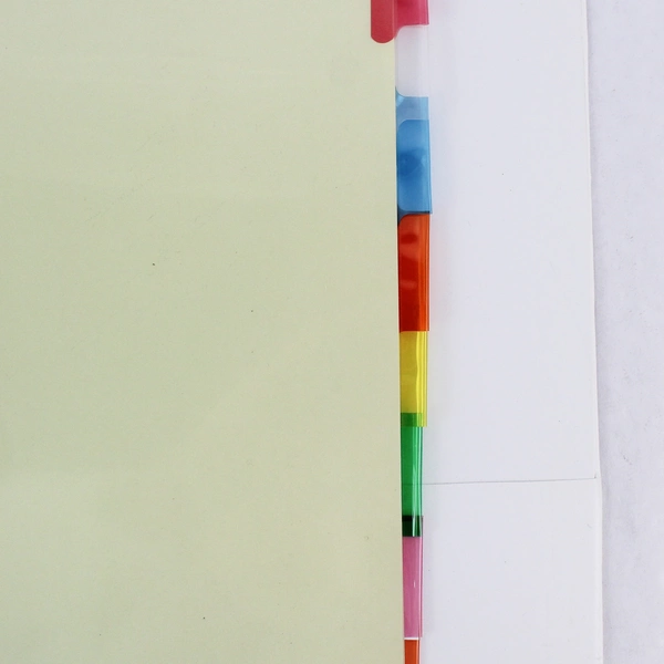 Sparco White 1.5" Three Ring Binder with Two Pockets - Good Condition