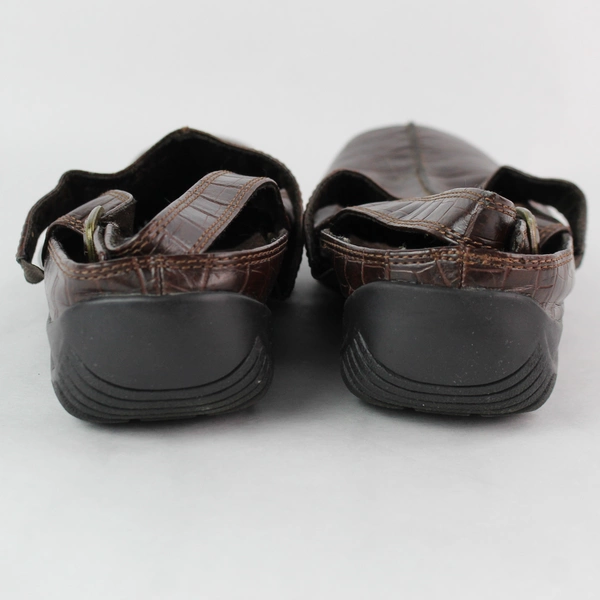 Easy Street Comfort Wave Brown Ankle Strap Shoes Women's Size 9M Pre-Owned