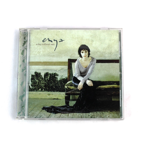 Enya A Day Without Rain CD 2000 Warner Music - Good Pre-Owned Condition