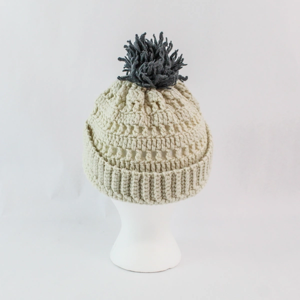 Lot of 2 Women's Knit Crochet Beanie Hats Winter Poms - Good Condition