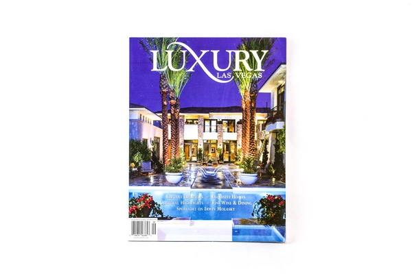 Vintage Luxury Las Vegas Magazine Sept/Oct 2003 - Good Condition