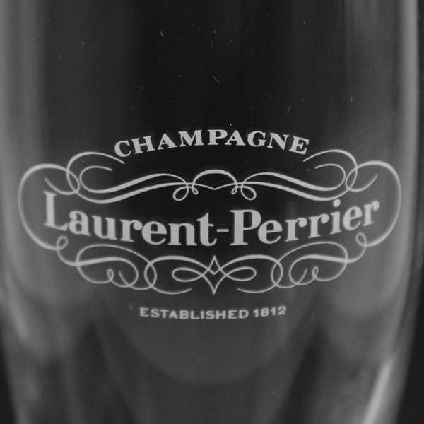 Arc France Laurent Perrier Etched Crystal Champagne Flute 8.75"